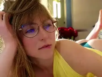 Chaturbate Live Sex Cam of girl_next_door19
