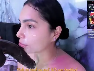 Chaturbate Free Live Porn of evelinn_belen