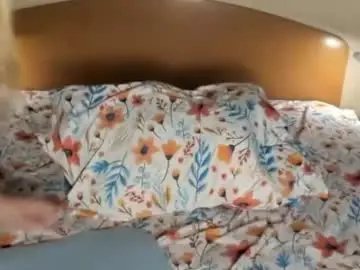 Chaturbate Sex Cam of alphakittyxxx
