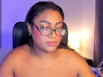 Chaturbate Watch Live Sex Cams of ebony__queen2
