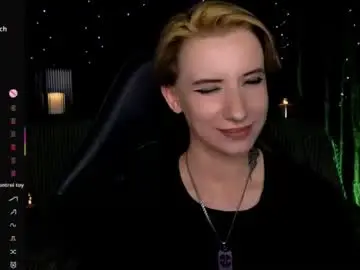 Chaturbate Live Porn of _shadow_devil__