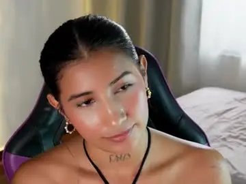 Chaturbate Live Porn of dracaryss_