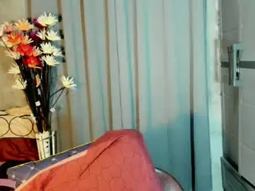 Chaturbate Live Sex Cam of hilarymolly