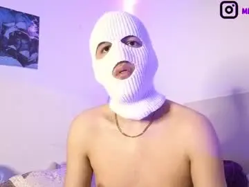Chaturbate Sex Cam of mia_tylor01