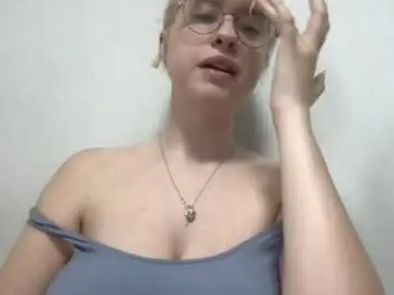 Chaturbate Live Sex Cam of jelly_gum