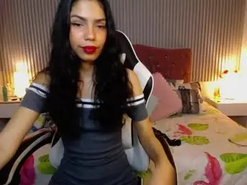 Chaturbate Watch Live Sex Cams of princess_skinny18