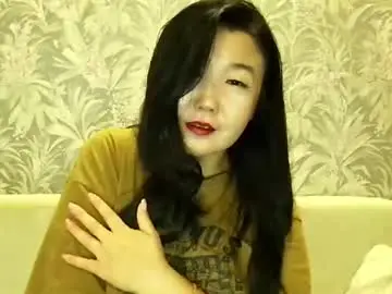 Chaturbate Live Sex Cam of bet_lu