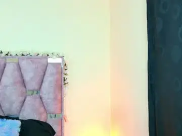 Chaturbate Live Sex Cam of iris_mandarinne