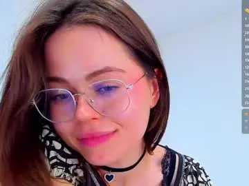 Chaturbate Free Porn Cam of kelly_cuutie