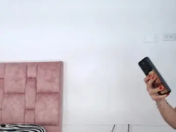 Chaturbate Live Sex Cam of valentinaof