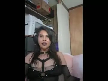 Chaturbate Free Porn Cam of emberroseprivate