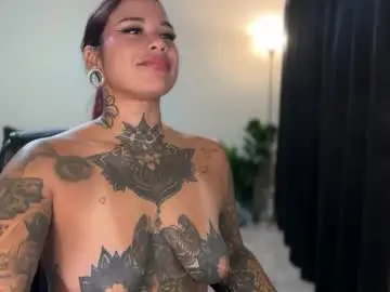 Chaturbate Adult Video Chat of kiki_ink69