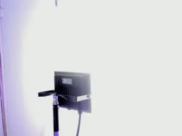 Chaturbate Nude Webcam of emili__hot