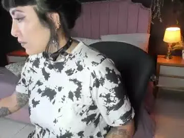 Chaturbate Free Porn Cam of cheerry_bomb