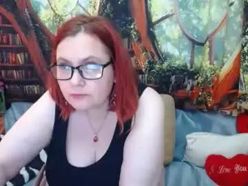 Chaturbate Sex Chat of dyannelovee