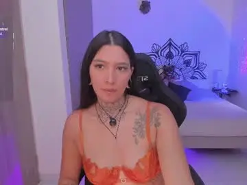 Chaturbate Adult Video Chat of louanebouroff
