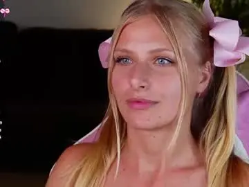 Chaturbate Free Porn Cam of crystal_blond