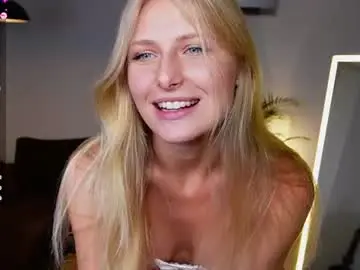 Chaturbate Best live sex cam show of crystal_blond