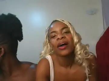 Chaturbate Live Porn of petite_luxe