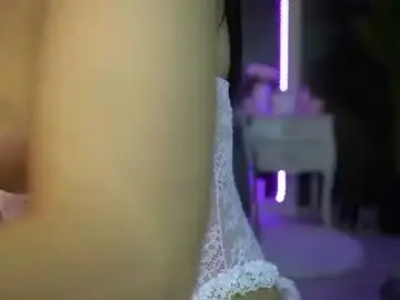 Chaturbate Free Porn Cam of carolinapetra