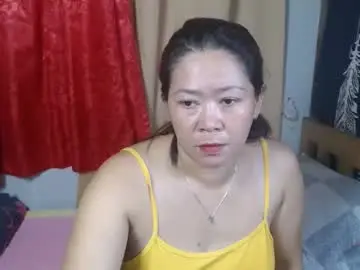 Chaturbate Live Sex of urpinay_singlemother