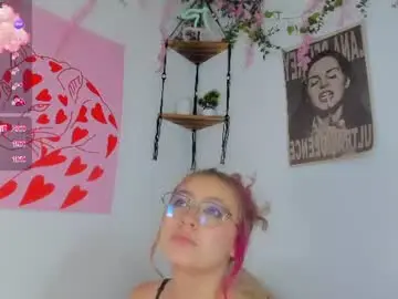 Chaturbate Watch Live Sex Cams of marieetaylor