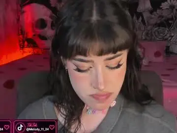 Chaturbate Live Sex Cam of melody_014