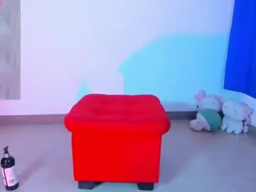 Chaturbate Live Sex Cam of miaengels_