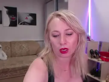 Chaturbate Sex Cam of mistress_milfa