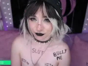 Chaturbate Live Sex of crimsonkitten