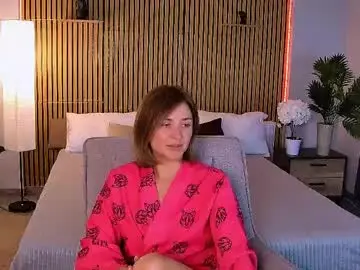 Chaturbate Live Sex Cam of cutemirage