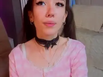 Chaturbate Live Porn of tinyanie