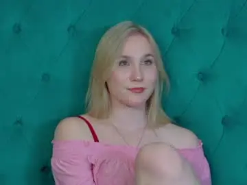 Chaturbate Sex Chat of elaravoltage