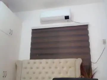 Chaturbate Live Porn of aya_baby143