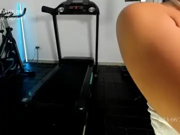 Chaturbate Live Sex Cam of joss_caprice