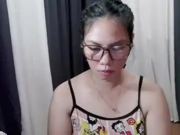 Chaturbate Free Porn Cam of macarena_kakaix