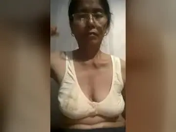 Chaturbate Free Porn Cam of squirt0120