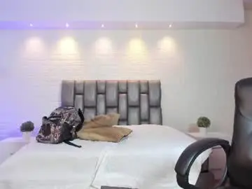 Chaturbate Live Sex of arianarouse_