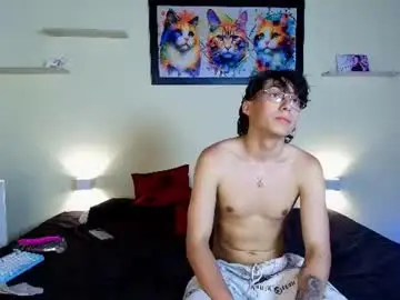 Chaturbate Live Sex Cam of thesexy_couplexxx