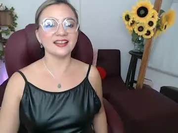 Chaturbate Sex Chat of rebeca_milf