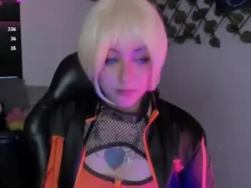Chaturbate Live Sex Cam of kora_red999