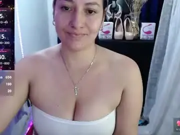 Chaturbate Live Sex Cam of mhialorens