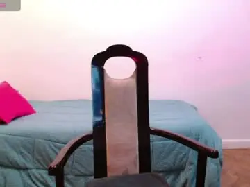 Chaturbate Live Sex Cam of ariagal