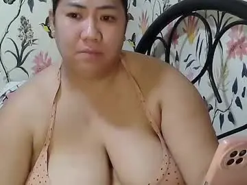 Chaturbate Nude Webcam of asian_bigboobs20