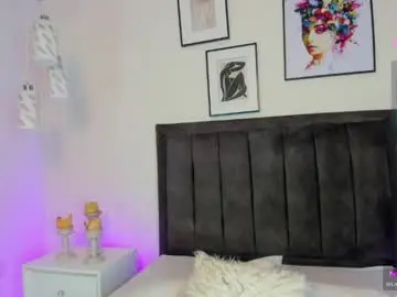 Chaturbate Live Sex Cam of ashlye_white