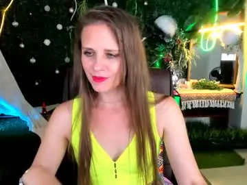 Chaturbate Sex Cam of emiliabedy