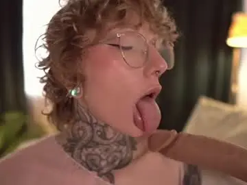 Chaturbate Adult Webcam of fuckingtoy_