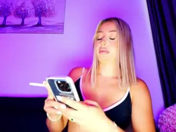 Chaturbate Free Porn Cam of abella_soleill