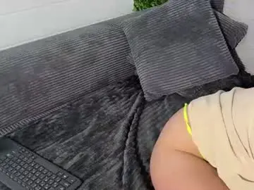 Chaturbate Free Live Porn of angelok_