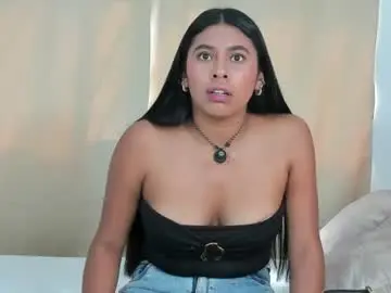 Chaturbate Free Live Porn of perla_la